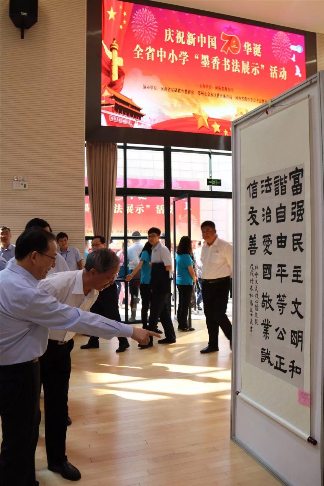 书法比赛中的古诗作品，墨香与诗意的碰撞