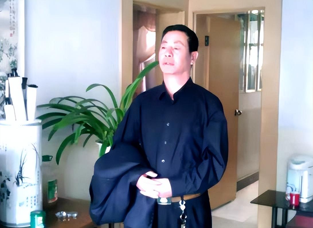 探索书法之美，李发茂书法艺术网深度剖析