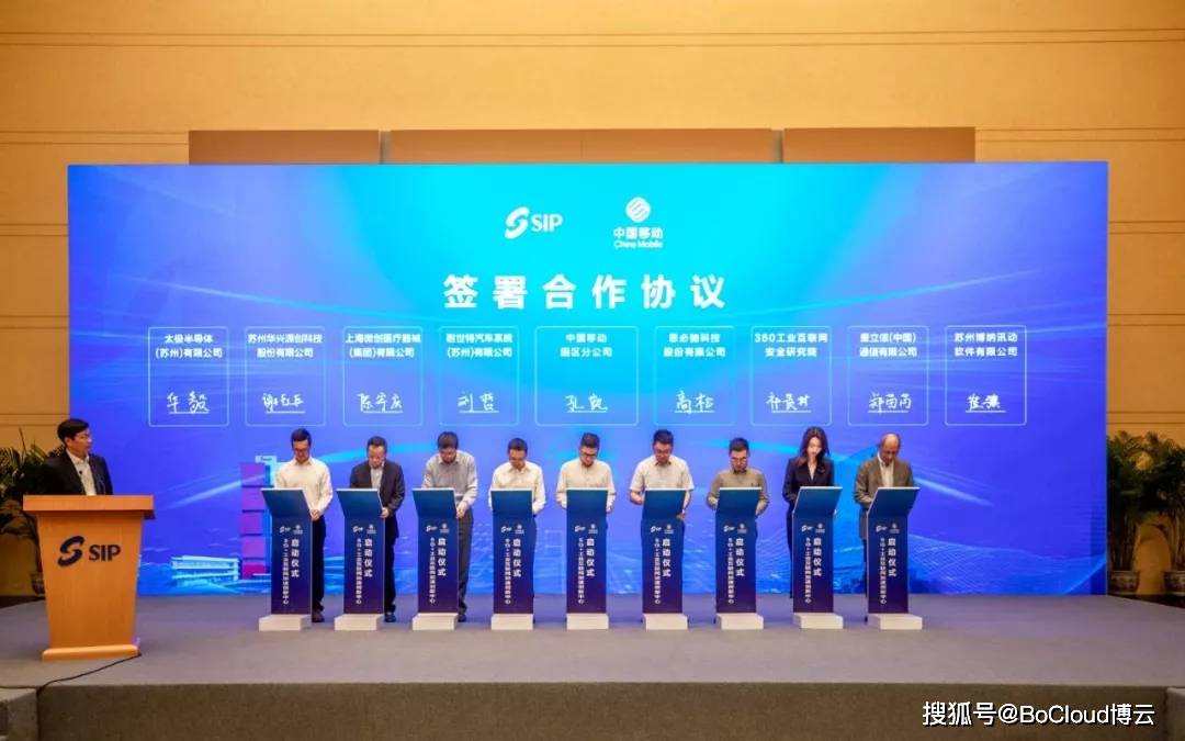 艺术作品的核心，灵魂、情感与创新的交响曲